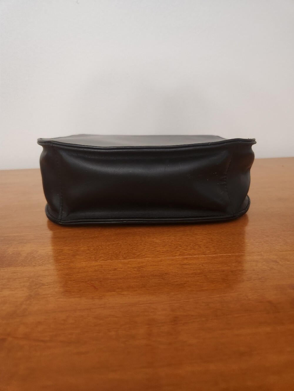 Vintage Brooks Brothers Black Leather Cross Body Purse - Picture 5 of 11